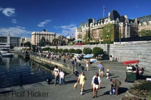  卑诗省 溫哥華 市区 旅行 介紹 行程安排 景點 雜誌 列治文 留學移民 户外活動 Vancouver travel British Columbia immigration study abroad downtown attractions